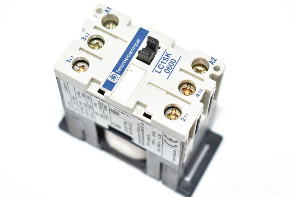 Mahlkonig 306073 Vta 6 S Hmvc - K2 Contactor In E-Box With Black Reset Switch That